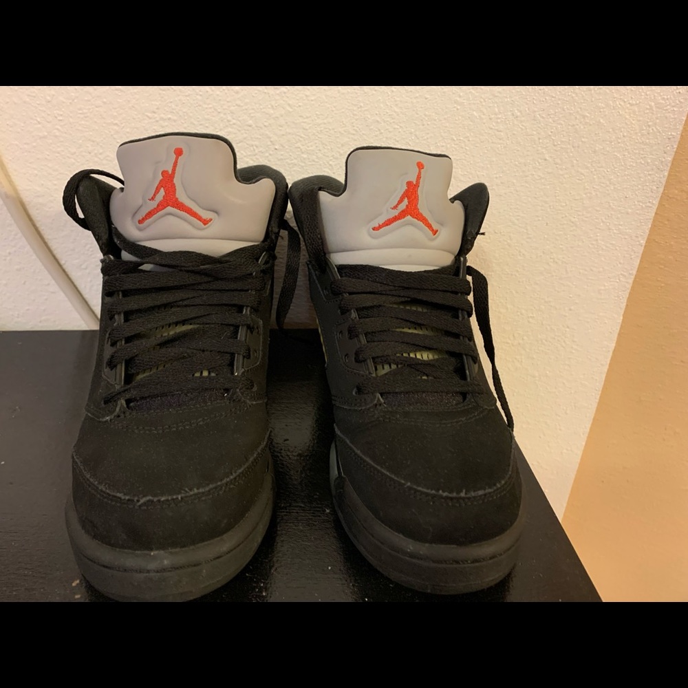 Jordan 4s